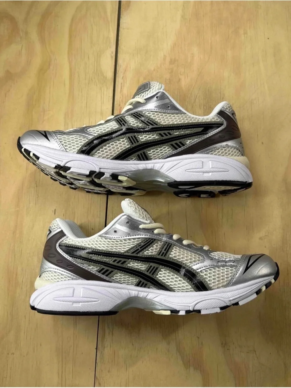 ASICS Gel-Kayano 14 “Silver Cream” (Cream/Black) – 1201A019-108